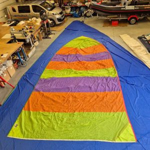 Spi Symétrique 30m2