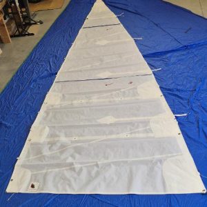 Grand voile Sangria NV /PTE neuve 13m2